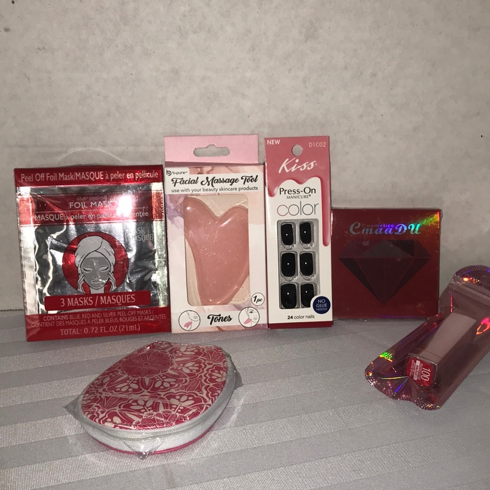 Kiss Pink and Black Nail Tools Set